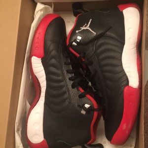 Men Jordan’s size 8